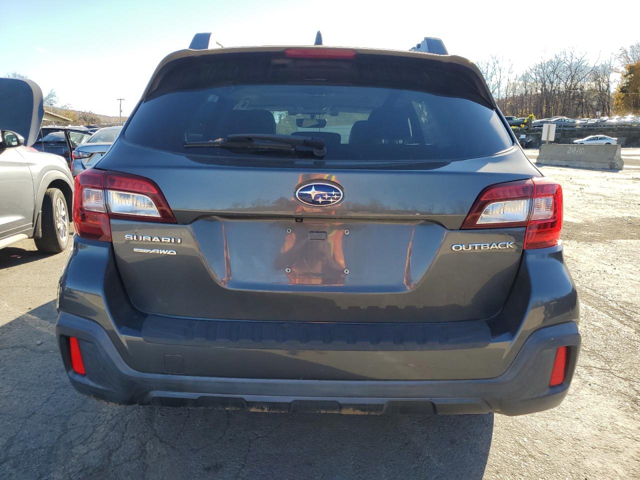 2018 Subaru Outback - Image 6