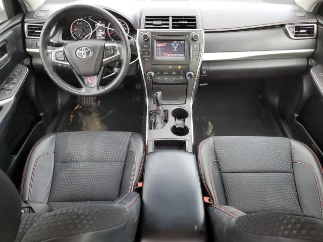 Седаны TOYOTA CAMRY 2015 Серебристый