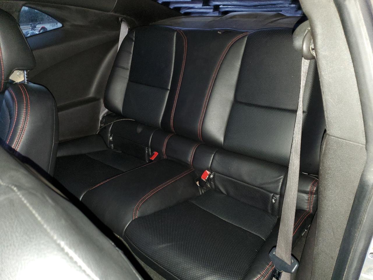 2011 Chevrolet Camaro - Image 10