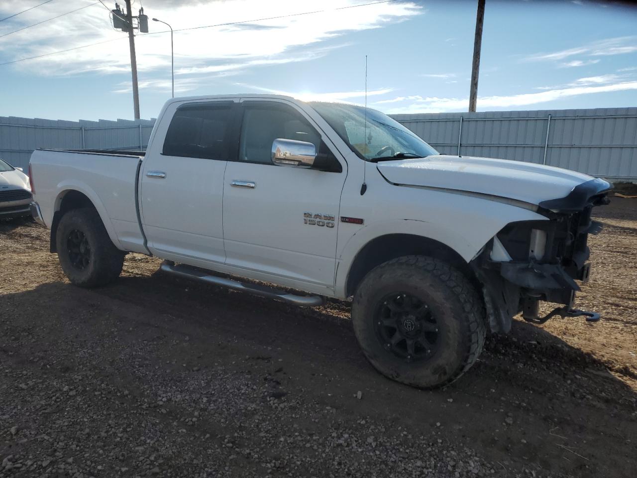 2016 RAM 1500 - Image 4