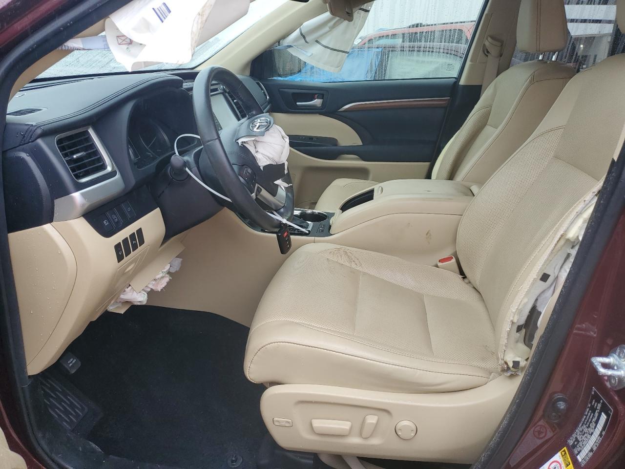 2017 Toyota Highlander - Image 7