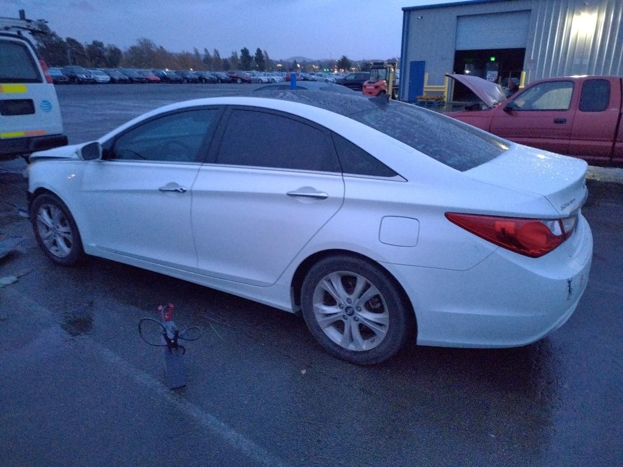 VIN 5NPEC4AC3DH655386 2013 HYUNDAI SONATA no.2