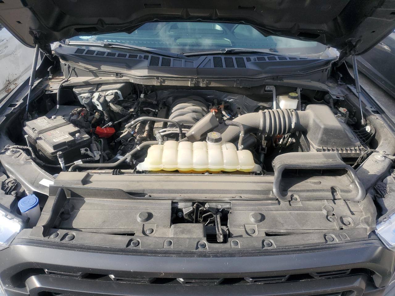 2022 Ford F-150 - Image 11