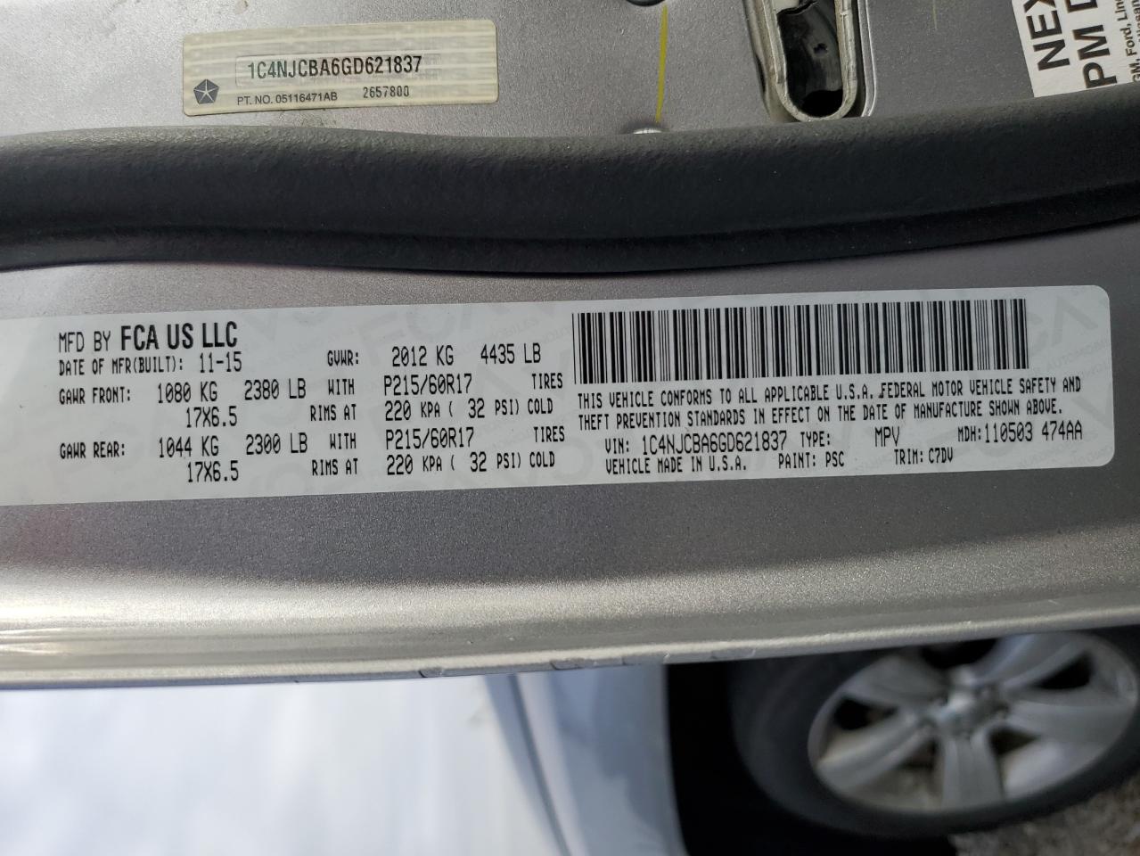 2016 Jeep Compass - Image 15