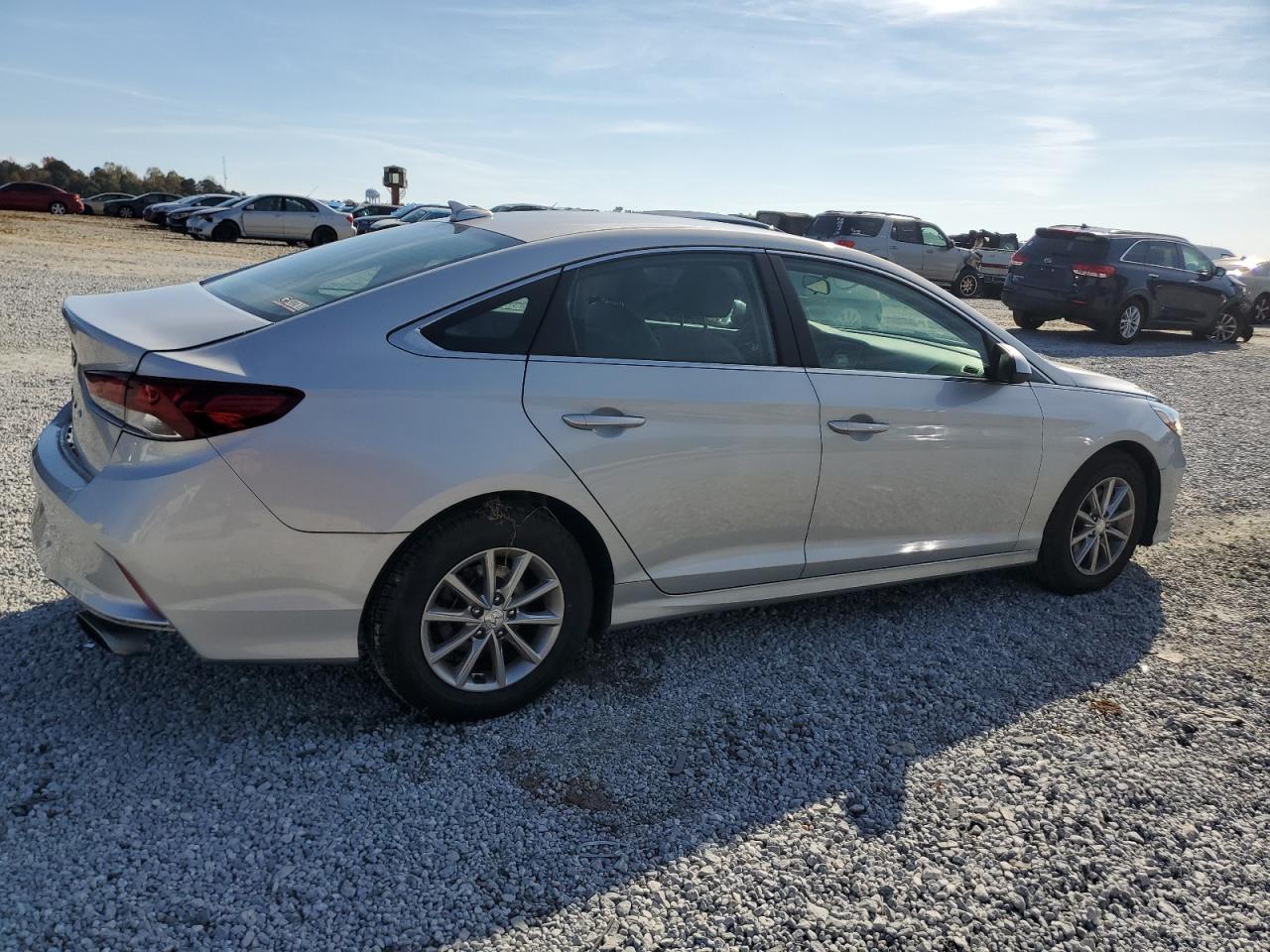 VIN 5NPE24AF5KH779637 2019 HYUNDAI SONATA no.3