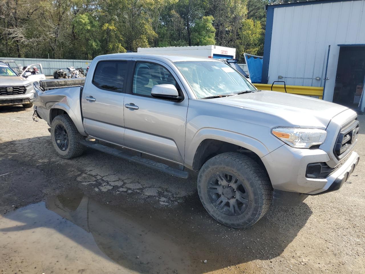2021 Toyota Tacoma - Image 4