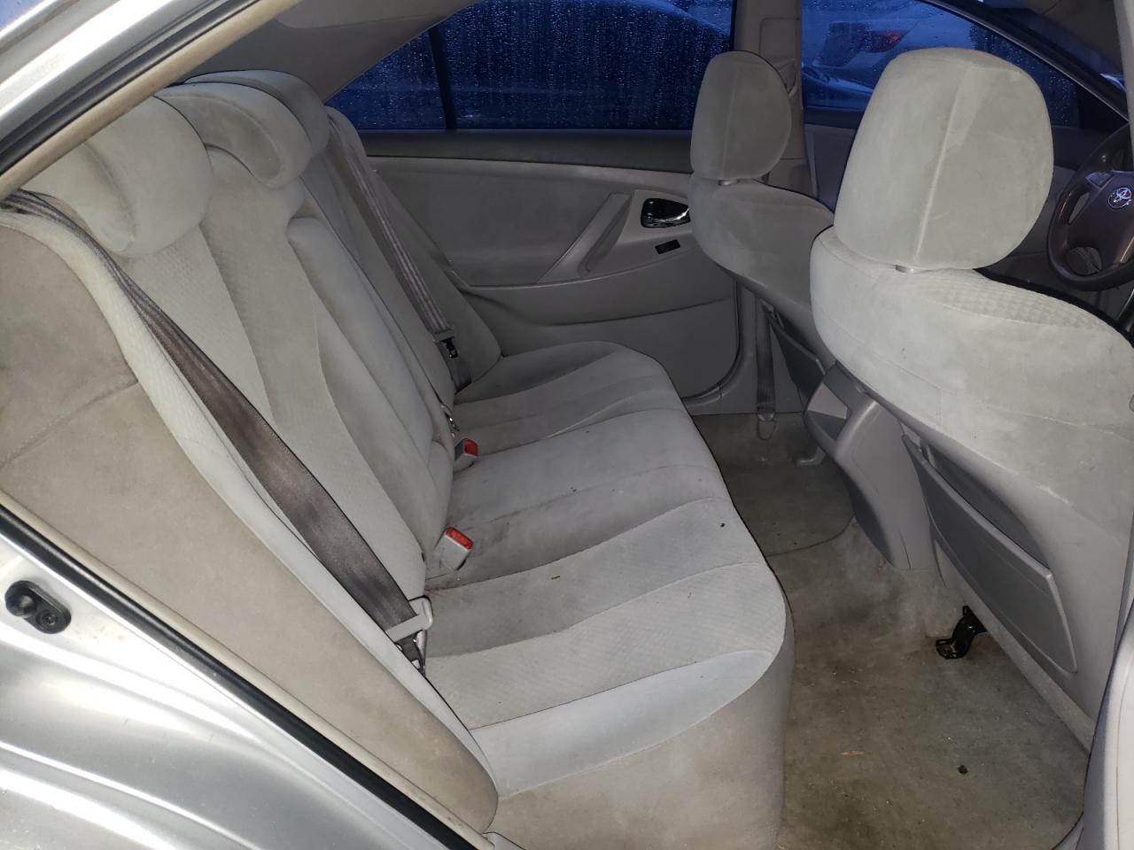2007 Toyota Camry - Image 10