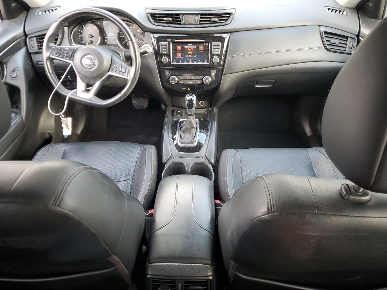 2018 Nissan Rogue - Image 8