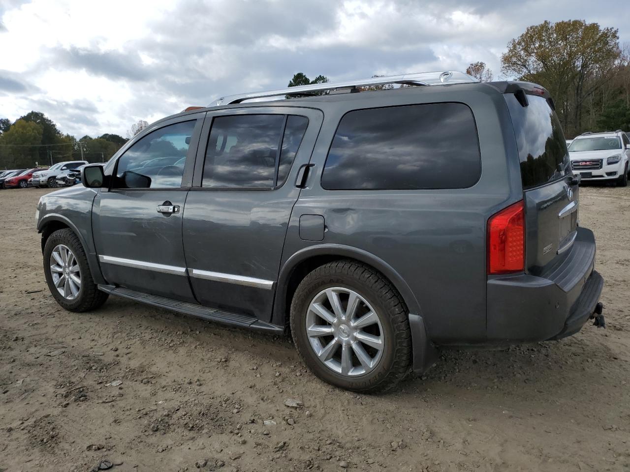 2009 Infiniti QX56 - Image 2