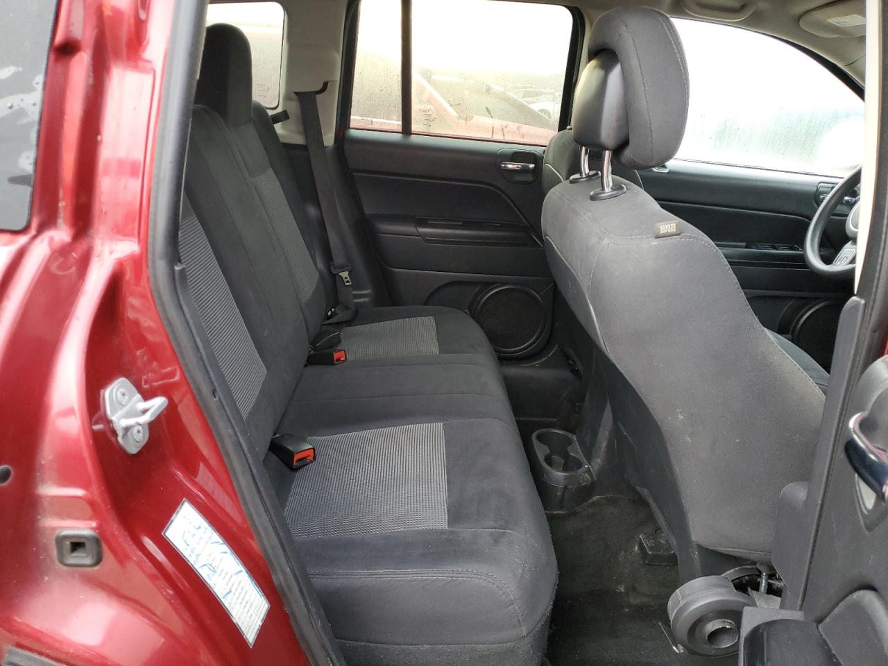 2015 Jeep Compass - Image 11