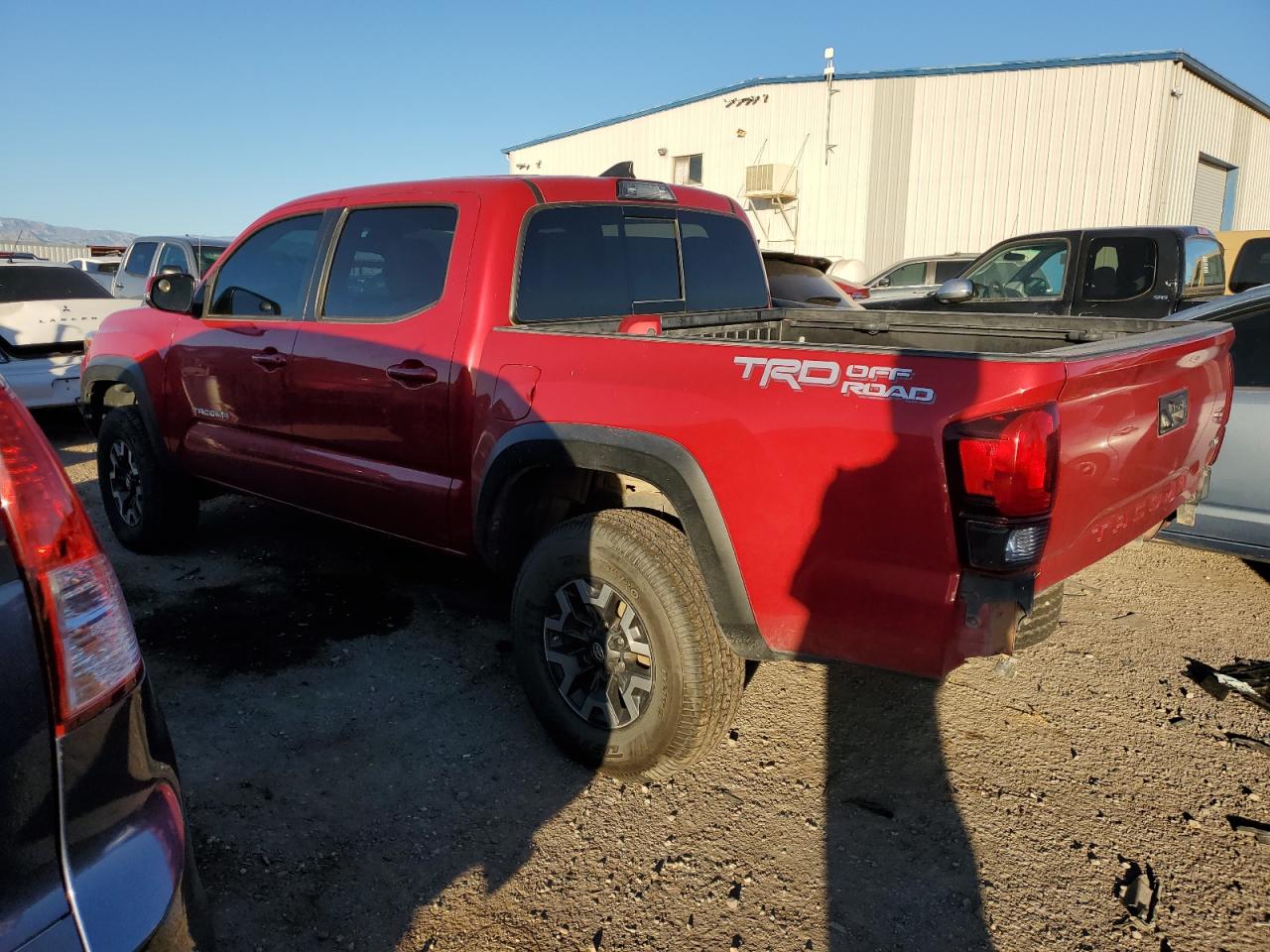 VIN 3TMAZ5CN2JM077563 2018 TOYOTA TACOMA no.2