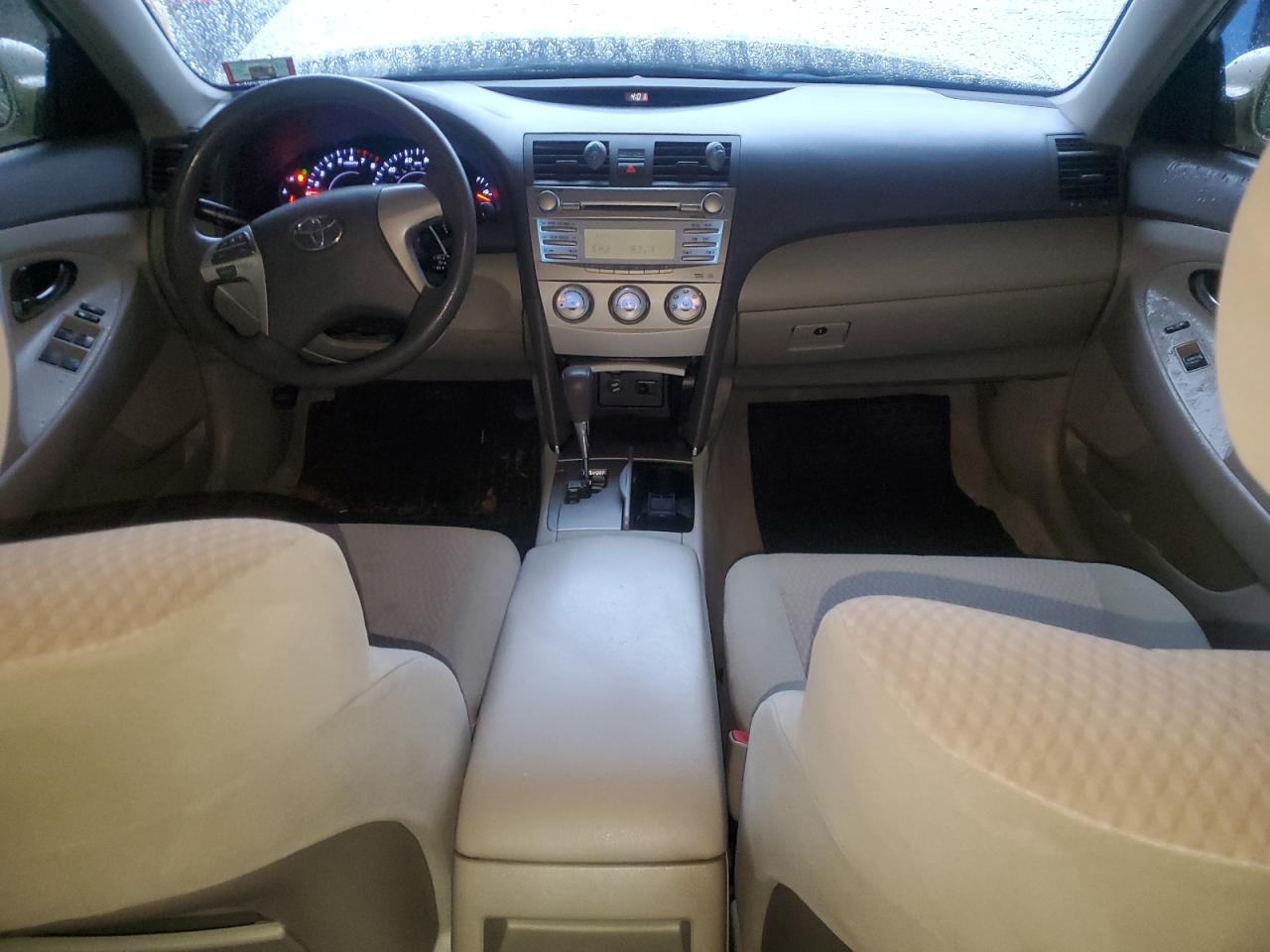 2010 Toyota Camry - Image 8
