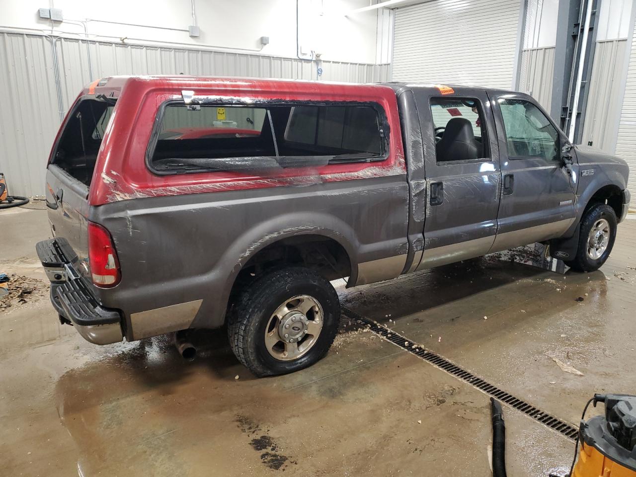 2006 Ford F250 - Image 3