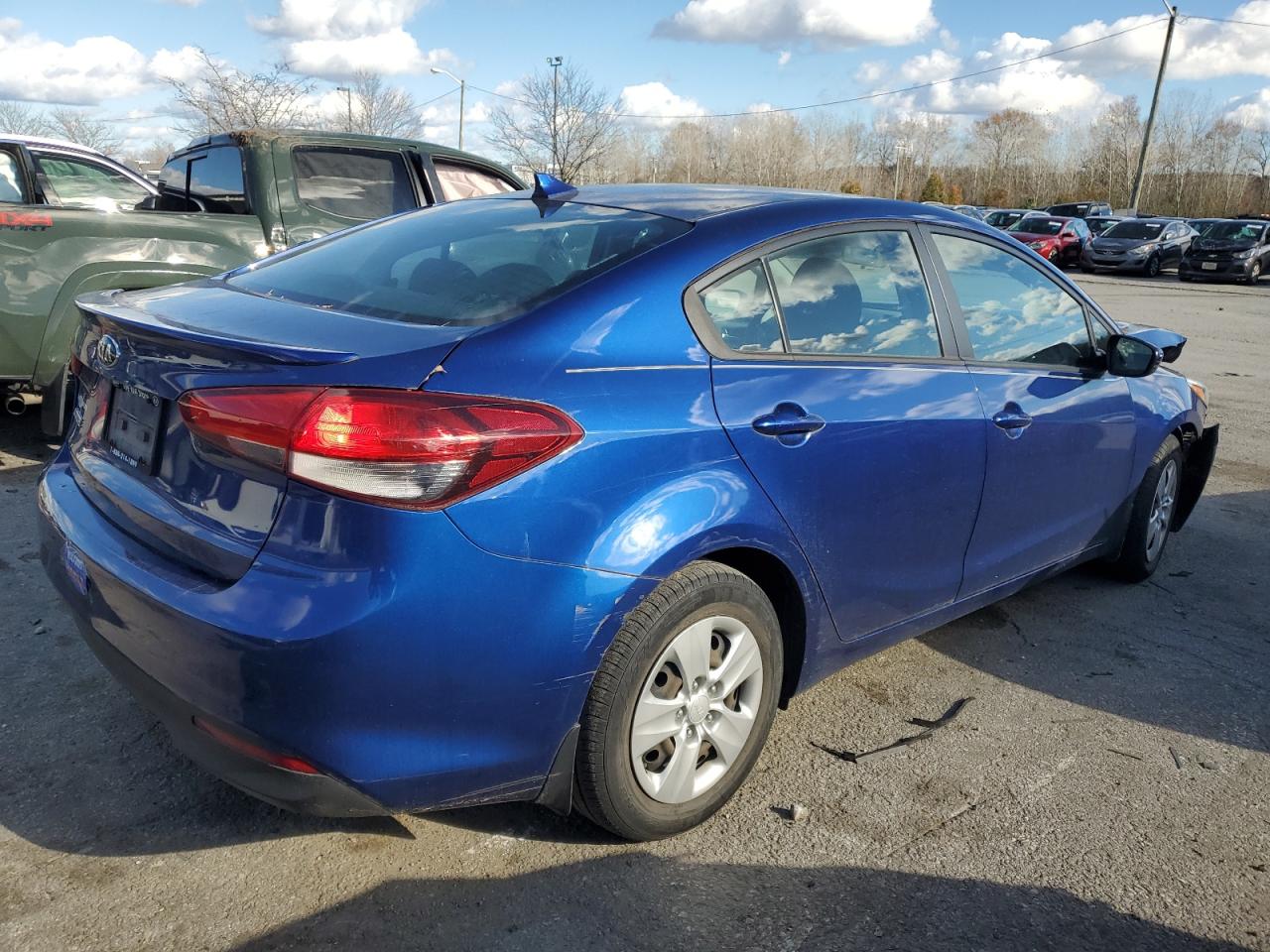 2018 Kia Forte - Image 3