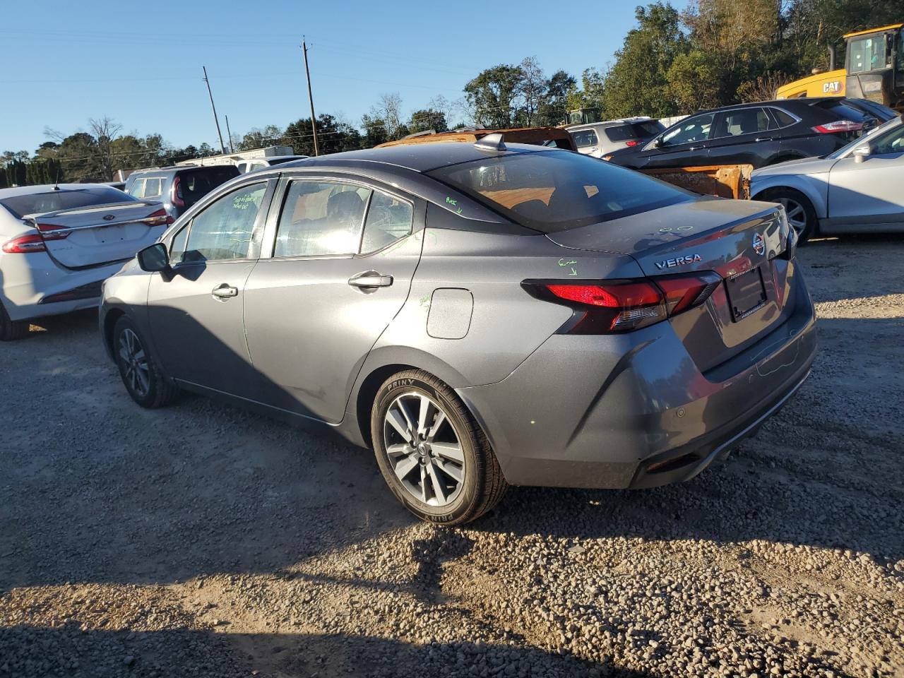 VIN 3N1CN8EV5ML885969 2021 NISSAN VERSA no.2