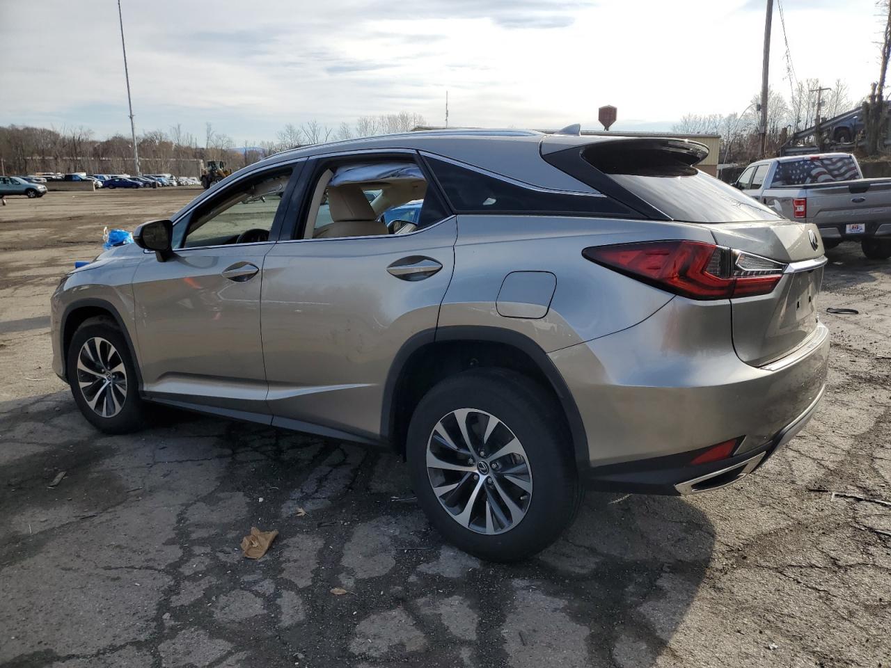 2021 Lexus RX - Image 2