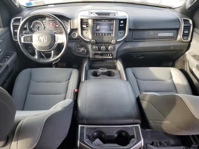  RAM 1500 2021 Белы
