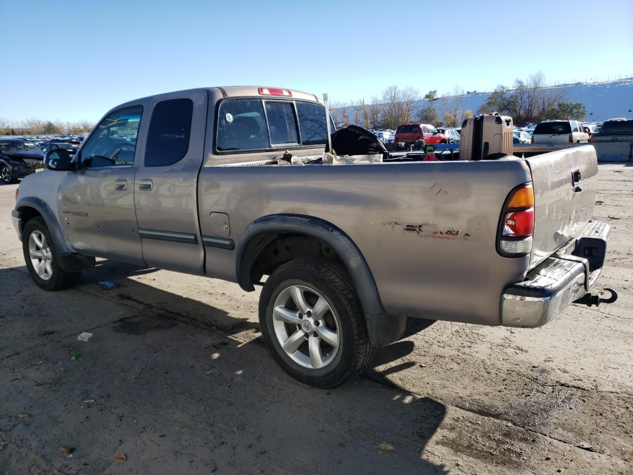 2000 Toyota Tundra - Image 2
