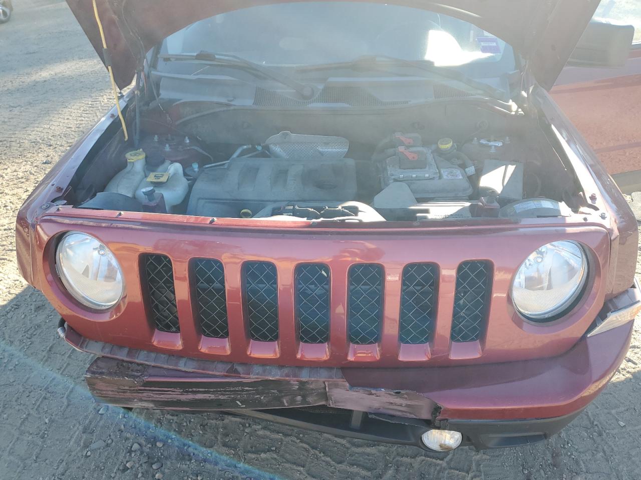 2013 Jeep Liberty (Patriot) - Image 13