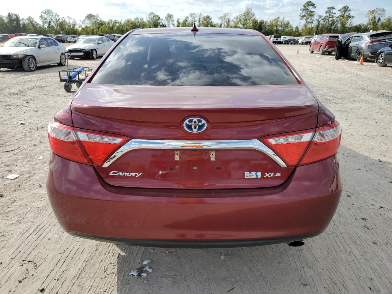 2017 Toyota Camry - Image 6