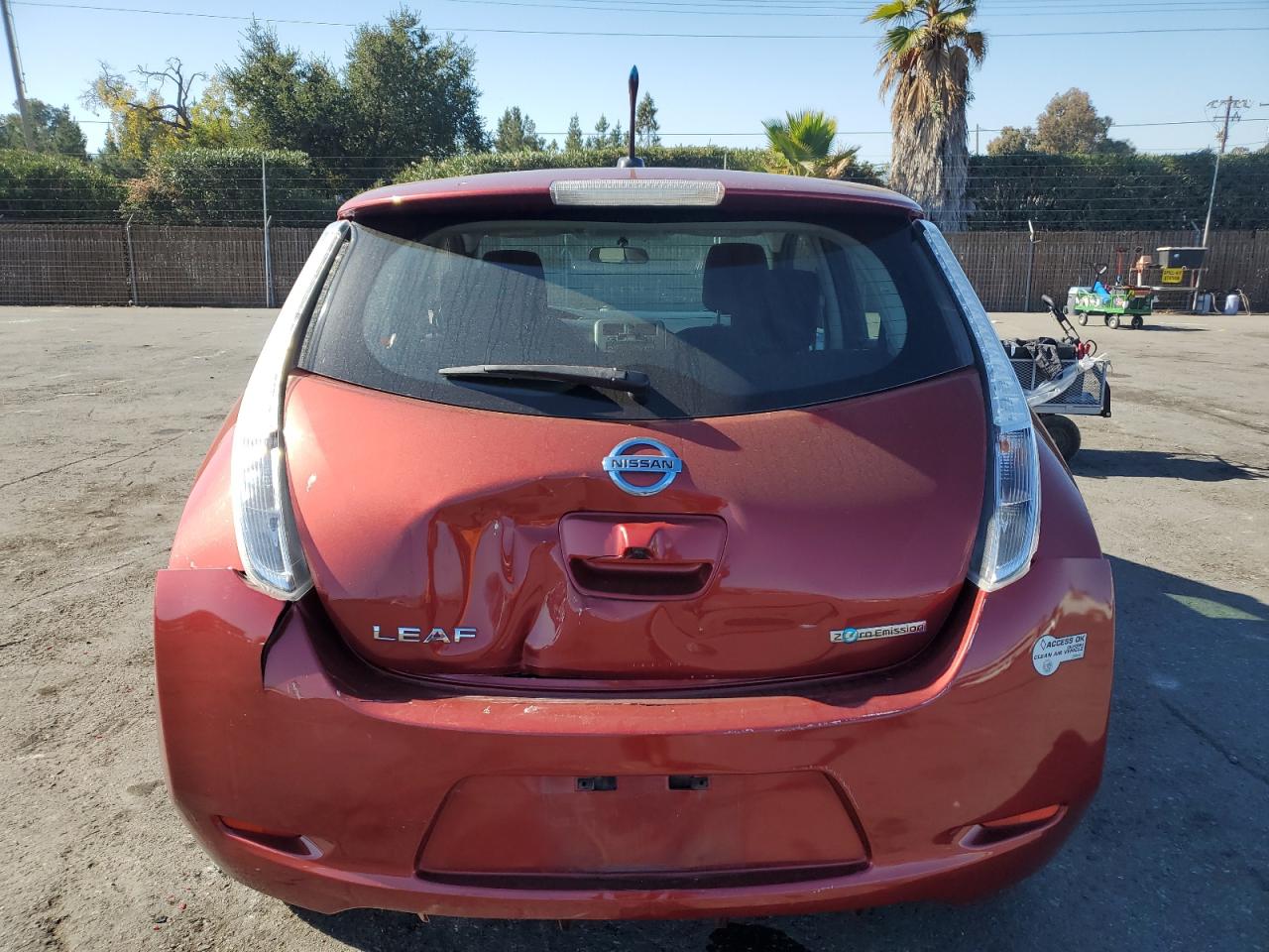 2013 Nissan Leaf S VIN: 1N4AZ0CP7DC425647 Lot: 80101784