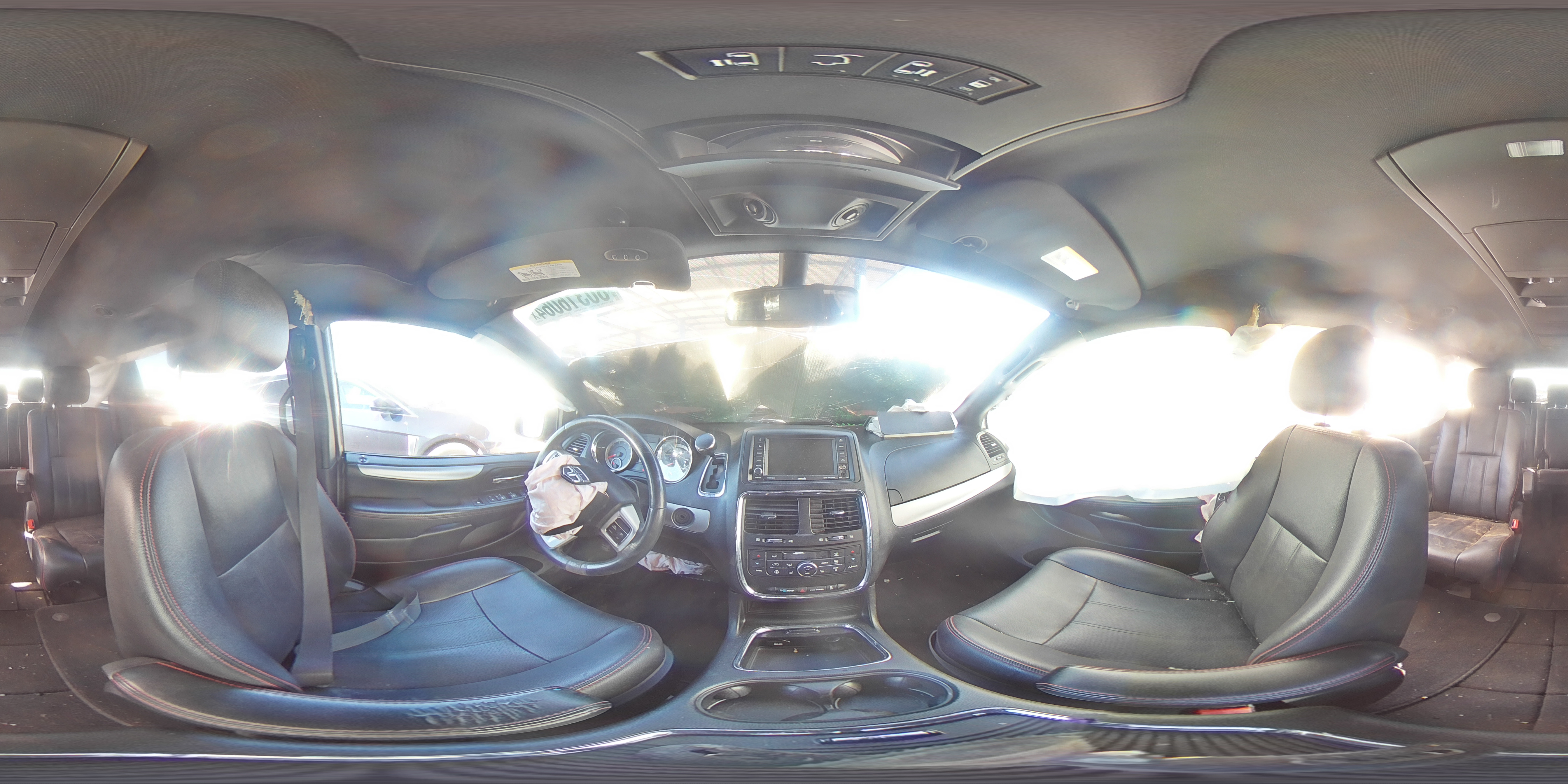 2019 Dodge Caravan - Image 14