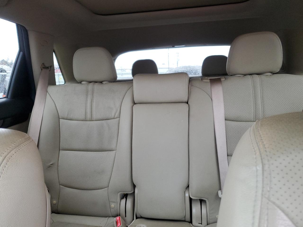 2012 Kia Sorento - Image 10
