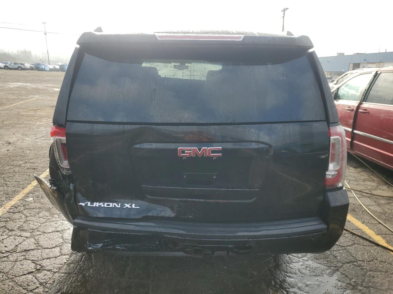 2016 GMC Yukon - Image 6