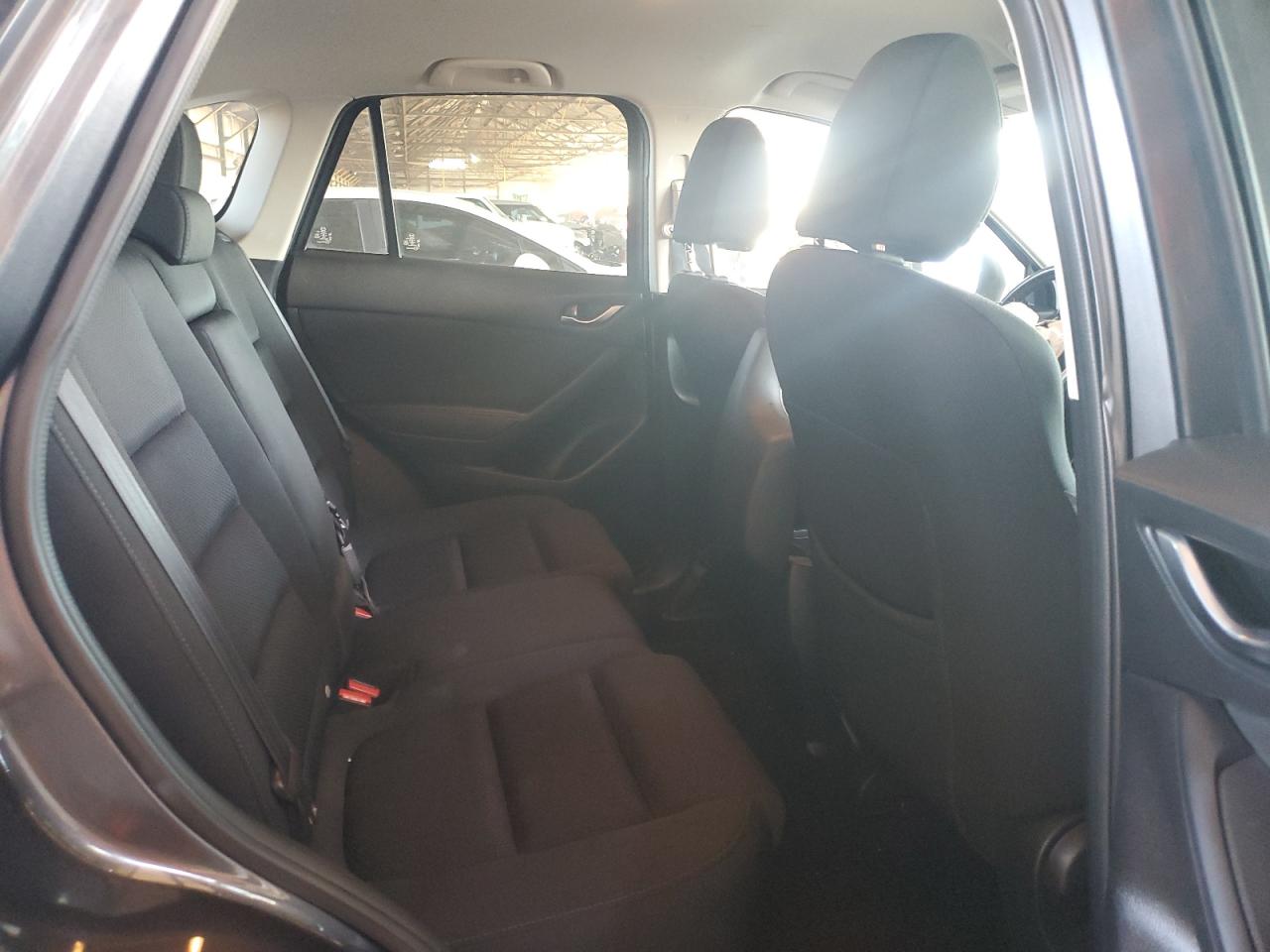 2016 Mazda CX-5 - Image 11