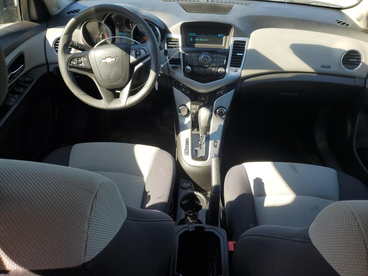 2013 Chevrolet Cruze - Image 8