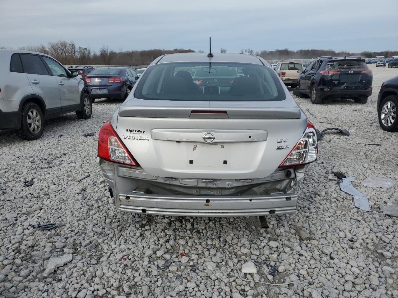 2018 Nissan Versa S VIN: 3N1CN7AP3JL859318 Lot: 80589194