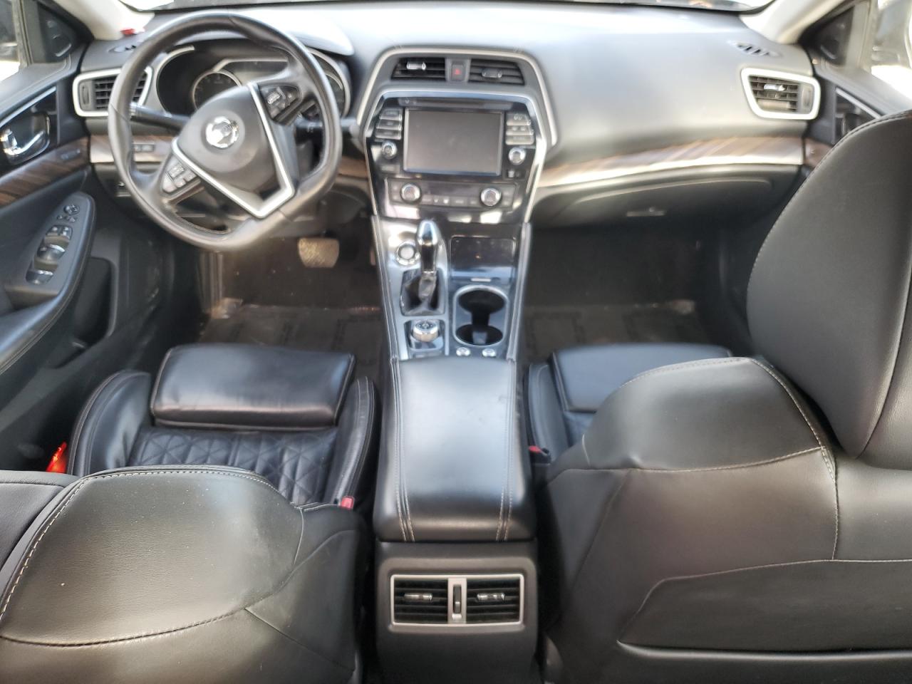 2016 Nissan Maxima - Image 8