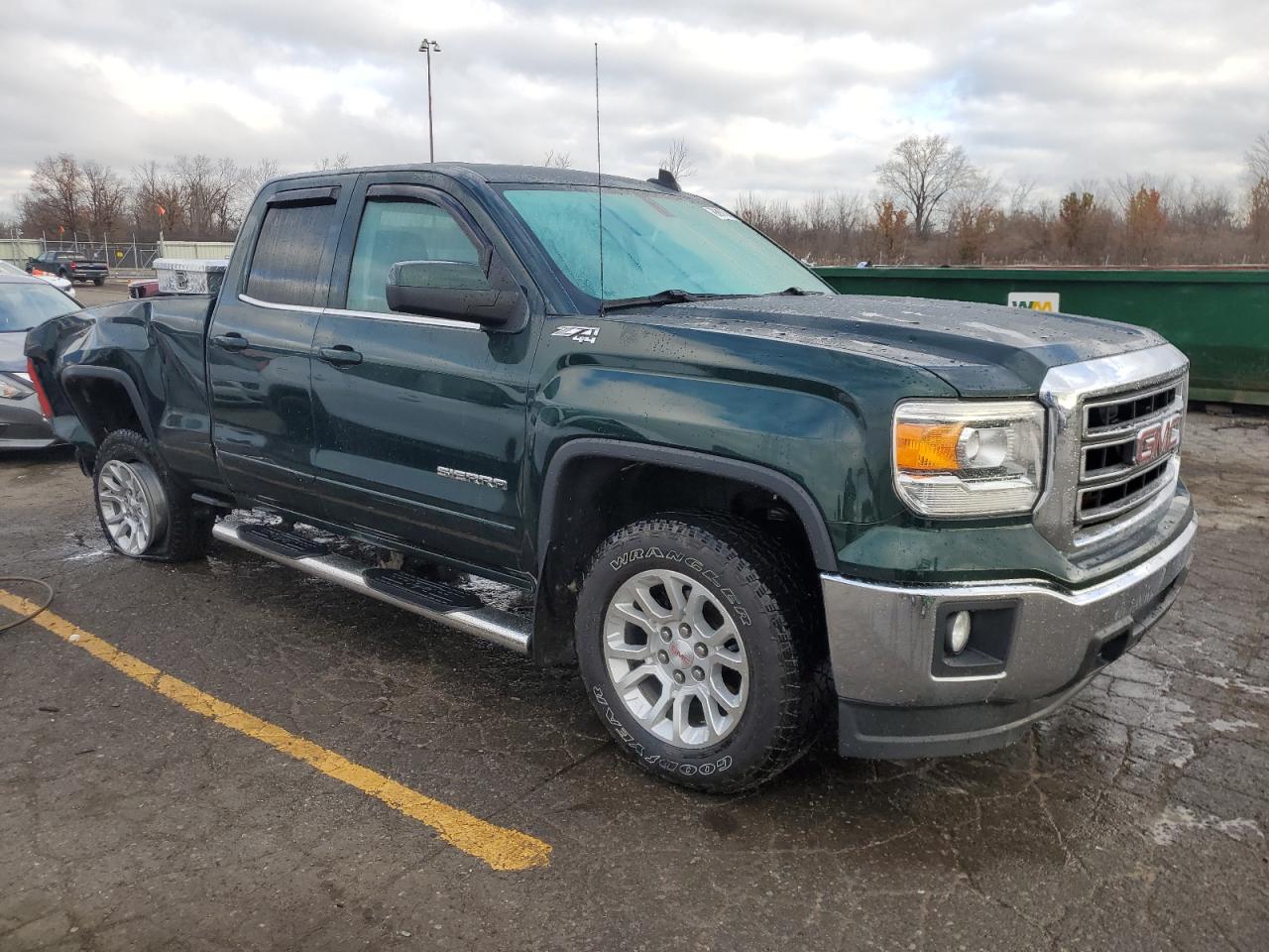 2015 GMC Sierra - Image 4