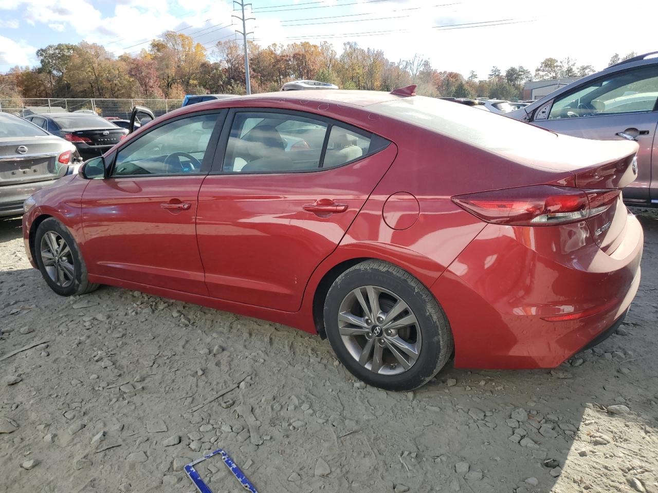2017 Hyundai Elantra - Image 2