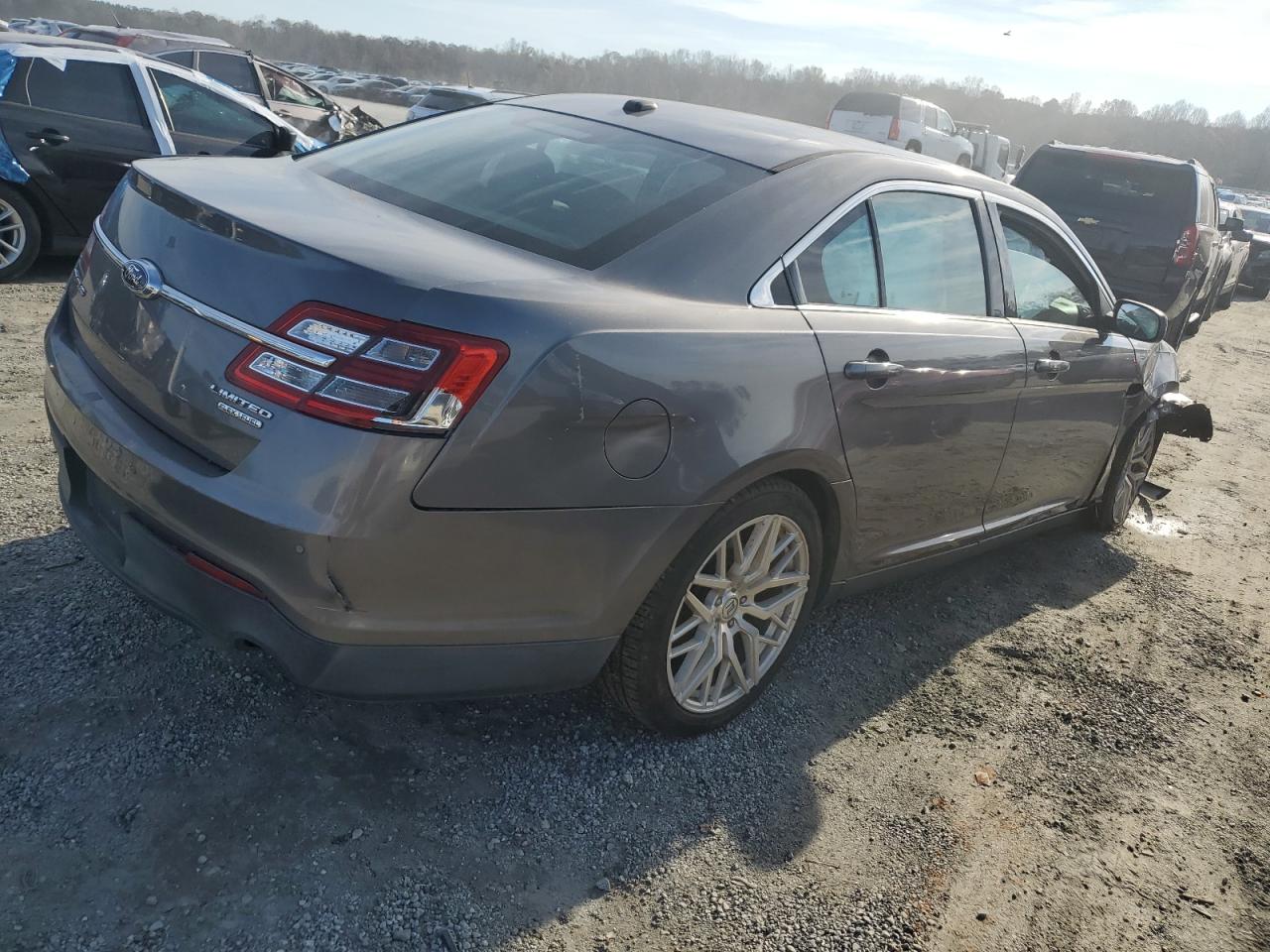 VIN 1FAHP2F84DG179816 2013 FORD TAURUS no.3