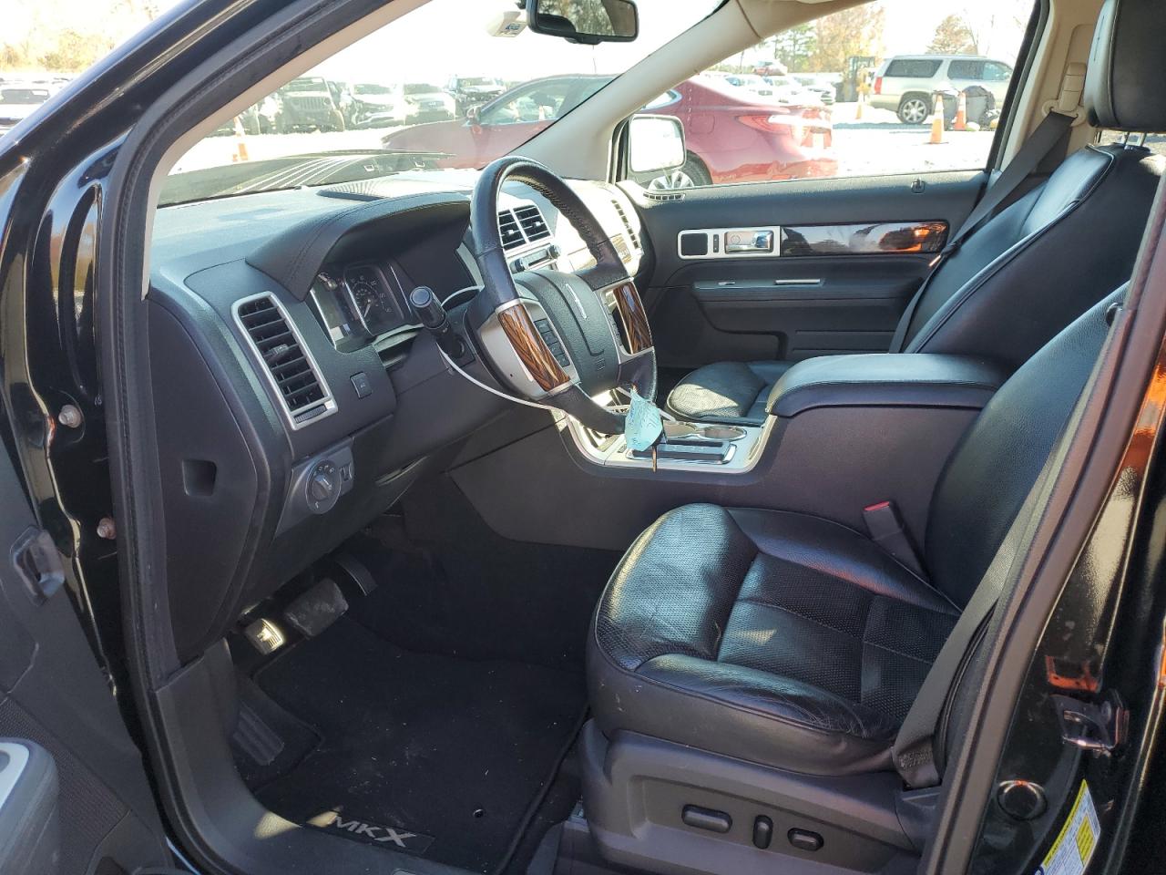 2010 Lincoln MKX - Image 7