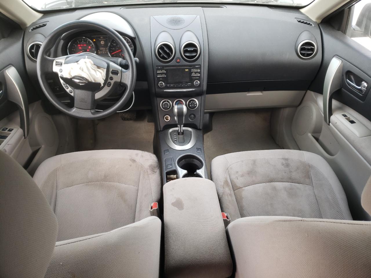 2014 Nissan Rogue - Image 8