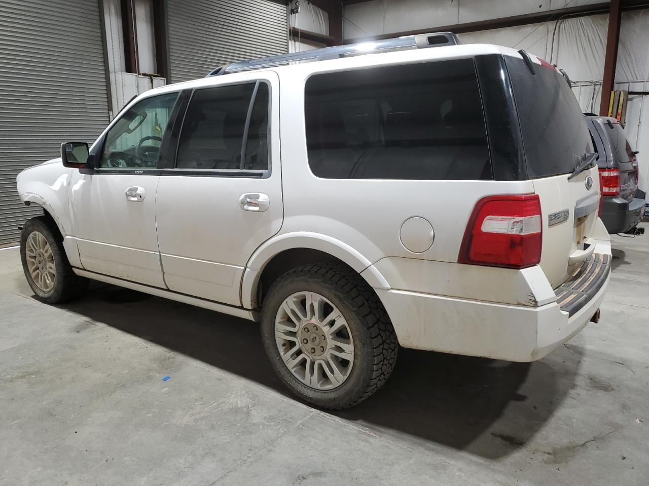 2014 Ford Expedition - Image 2
