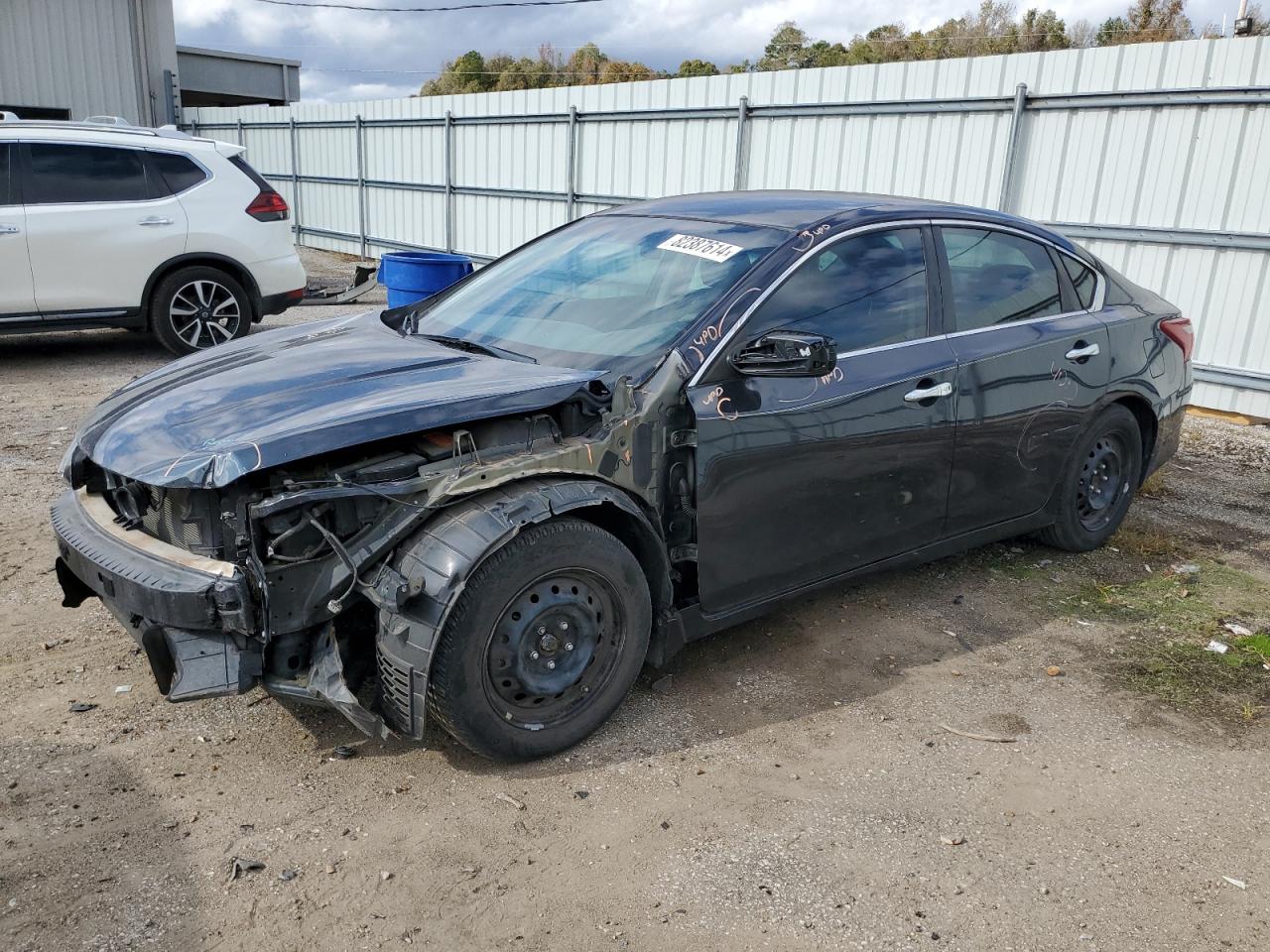 2018 Nissan Altima - Image 1