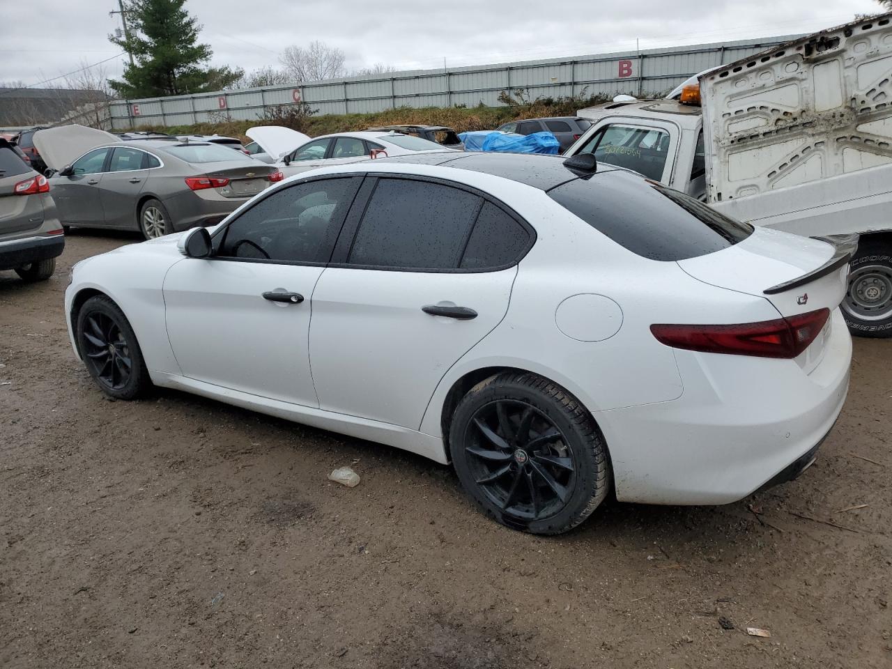 2020 Alfa Romeo Giulia - Image 2