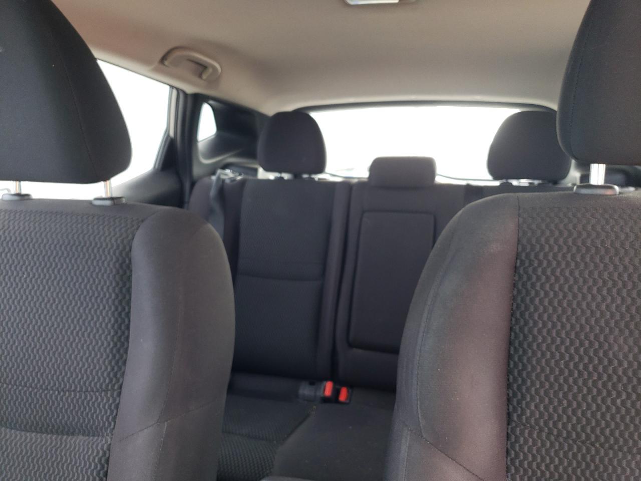 2021 Nissan Rogue - Image 10
