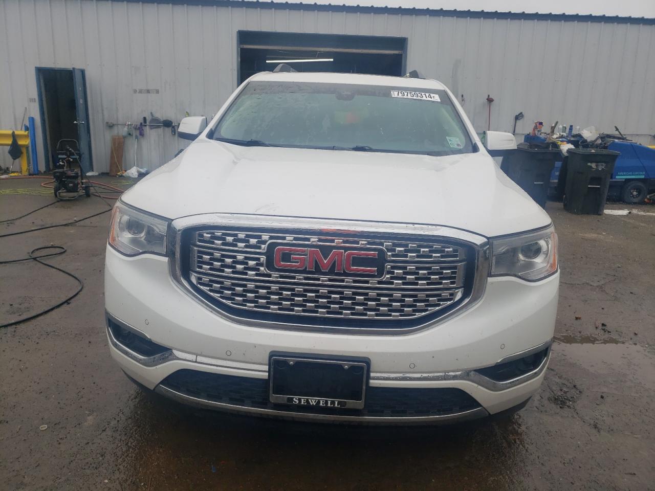 2017 GMC Acadia - Image 5