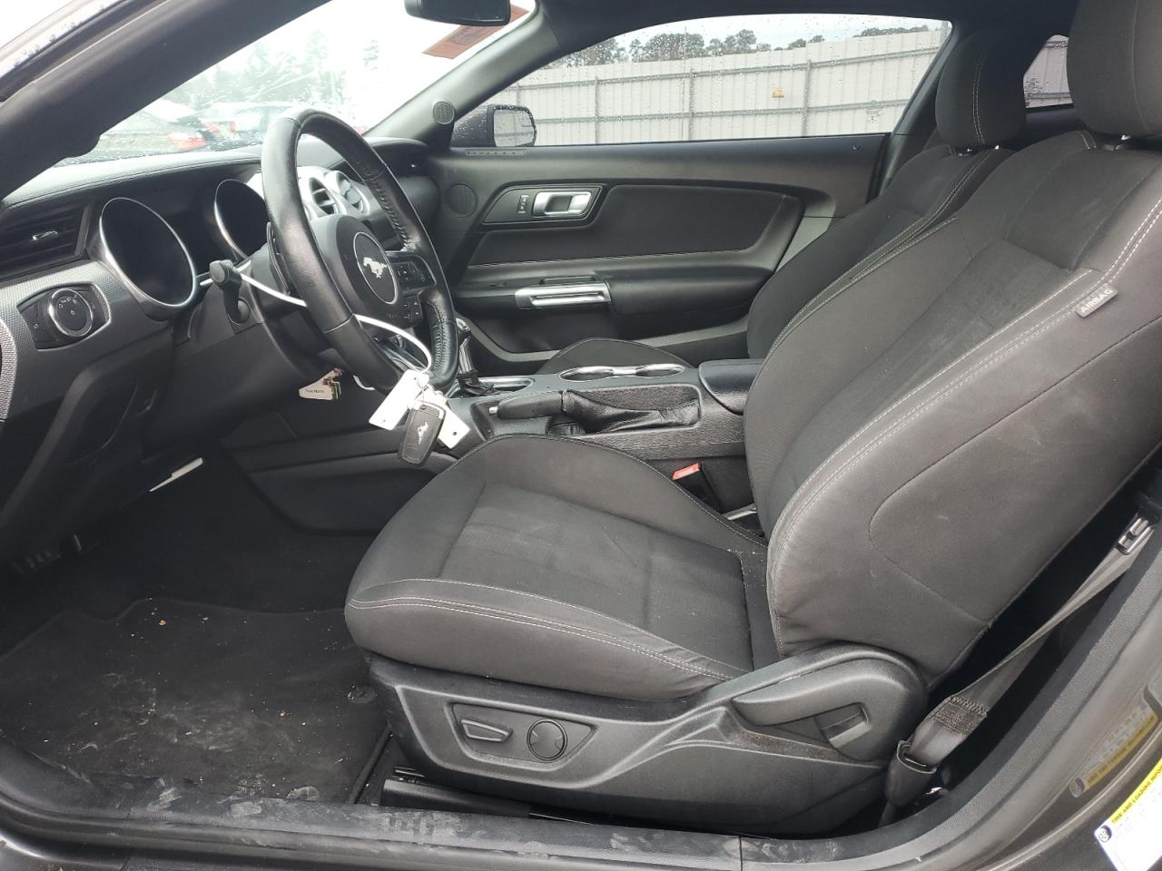 2020 Ford Mustang - Image 7