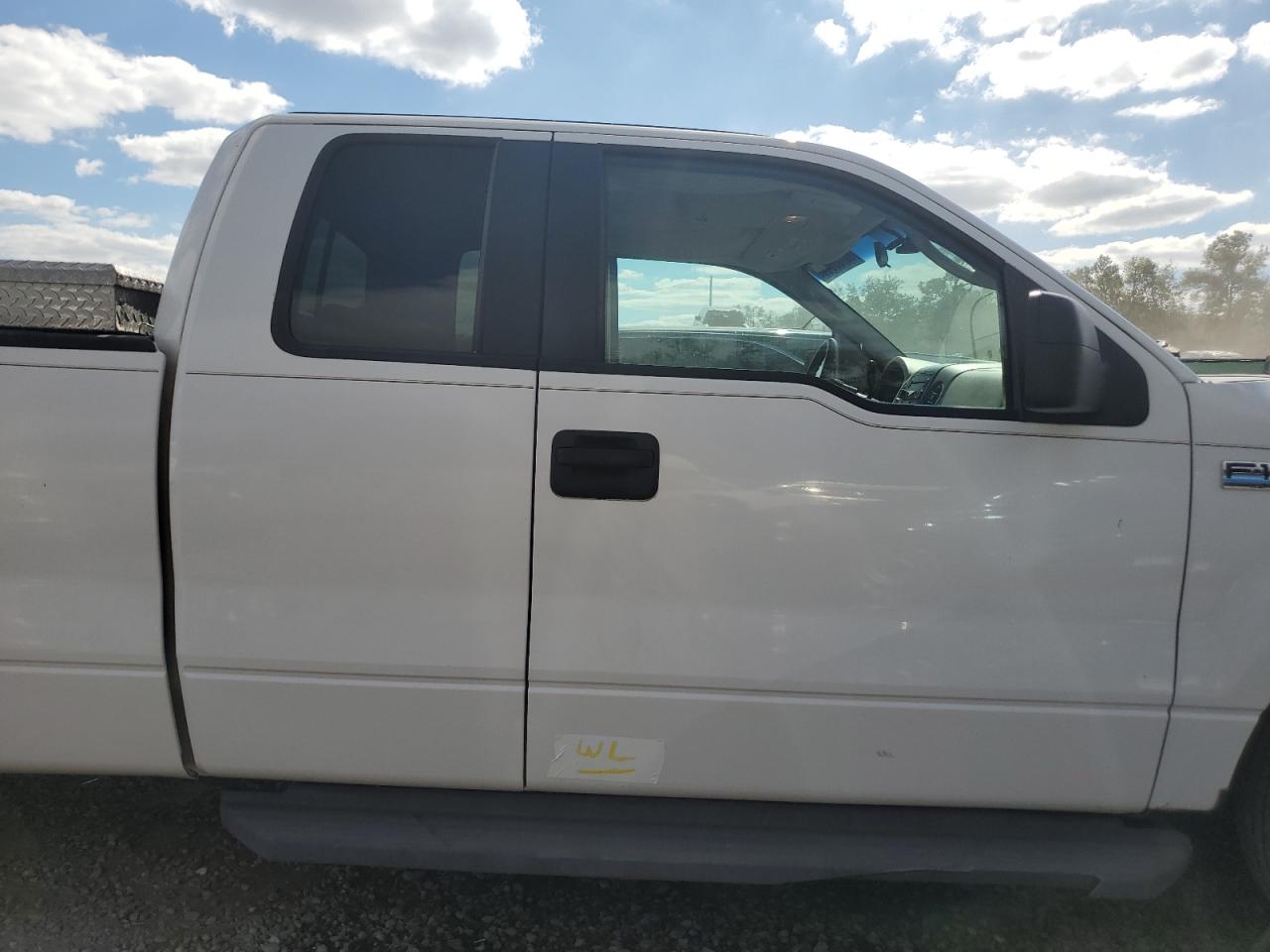 2005 Ford F-150 - Image 12
