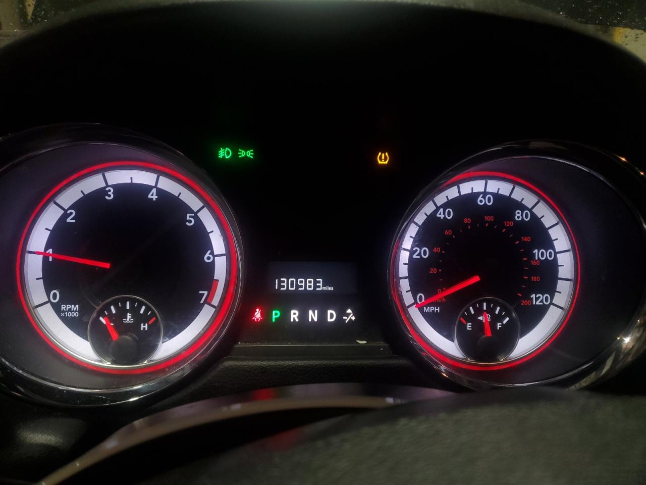 2020 Dodge Caravan - Image 9