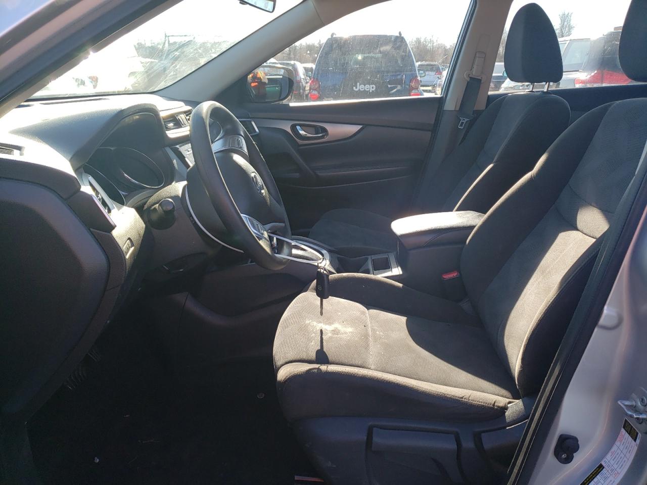 2016 Nissan Rogue - Image 7