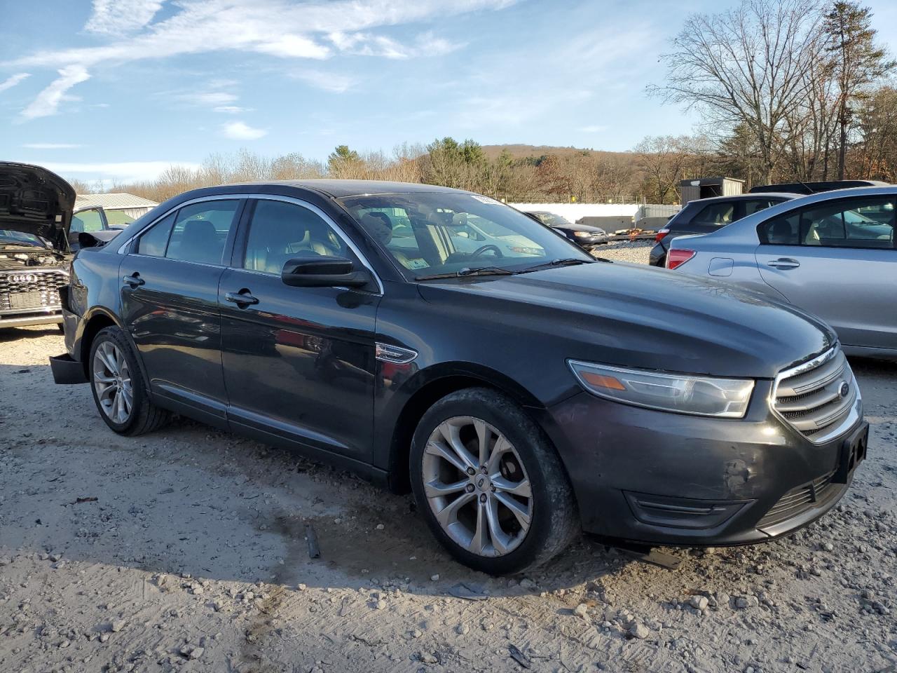 VIN 1FAHP2E84DG228465 2013 FORD TAURUS no.4