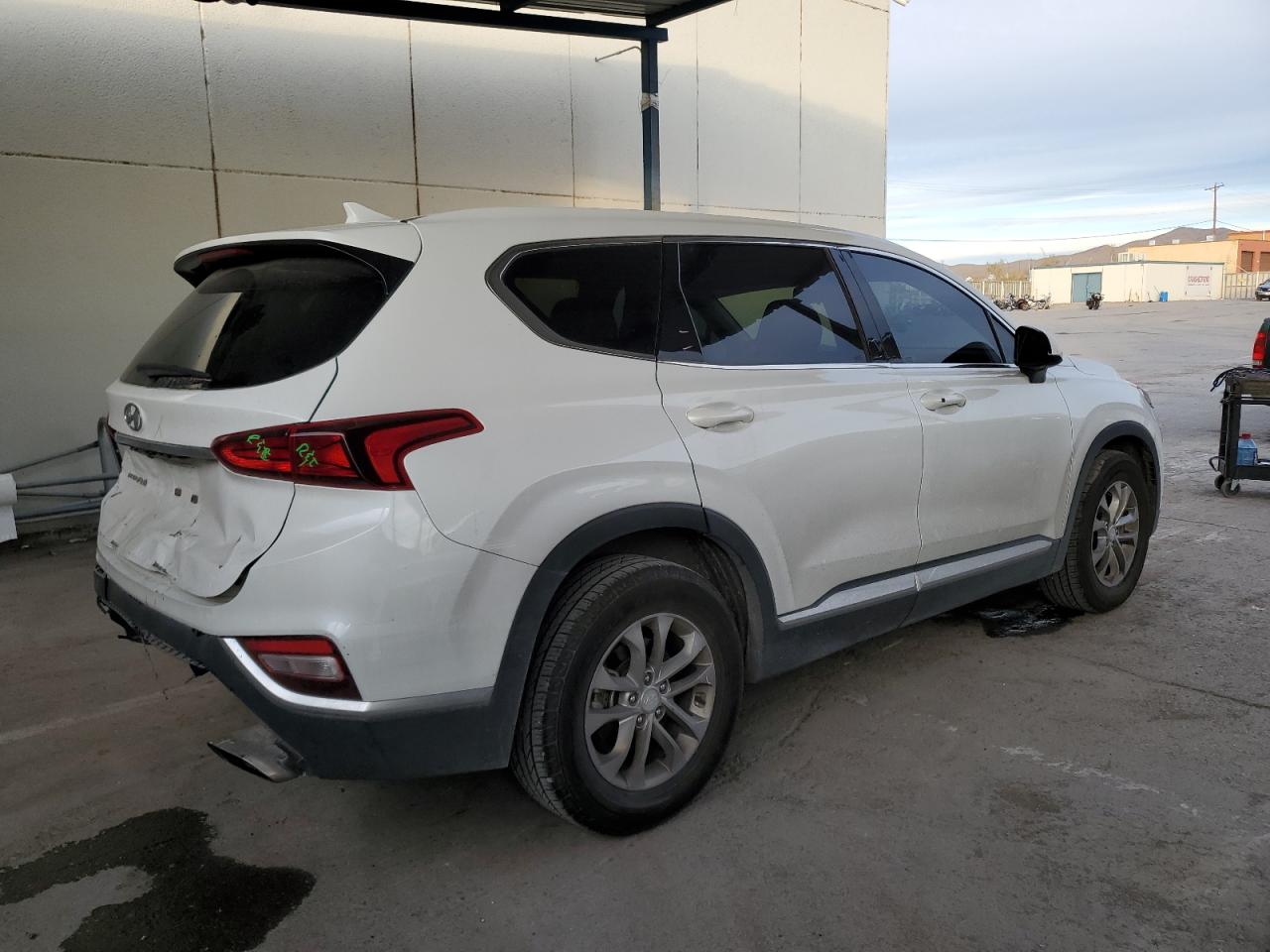 2020 Hyundai Santa Fe - Image 3
