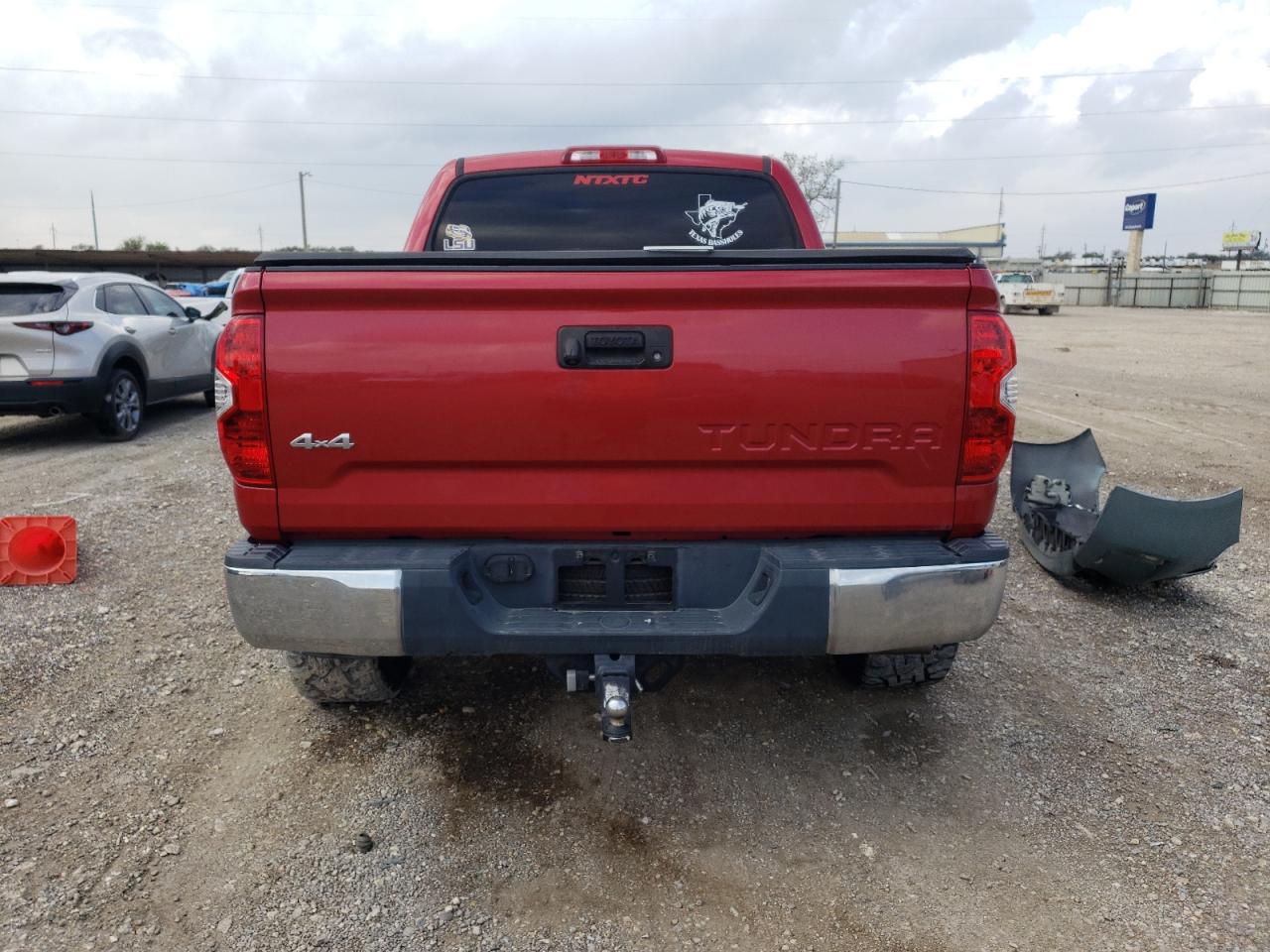 VIN 5TFDW5F11EX413623 2014 TOYOTA TUNDRA no.6