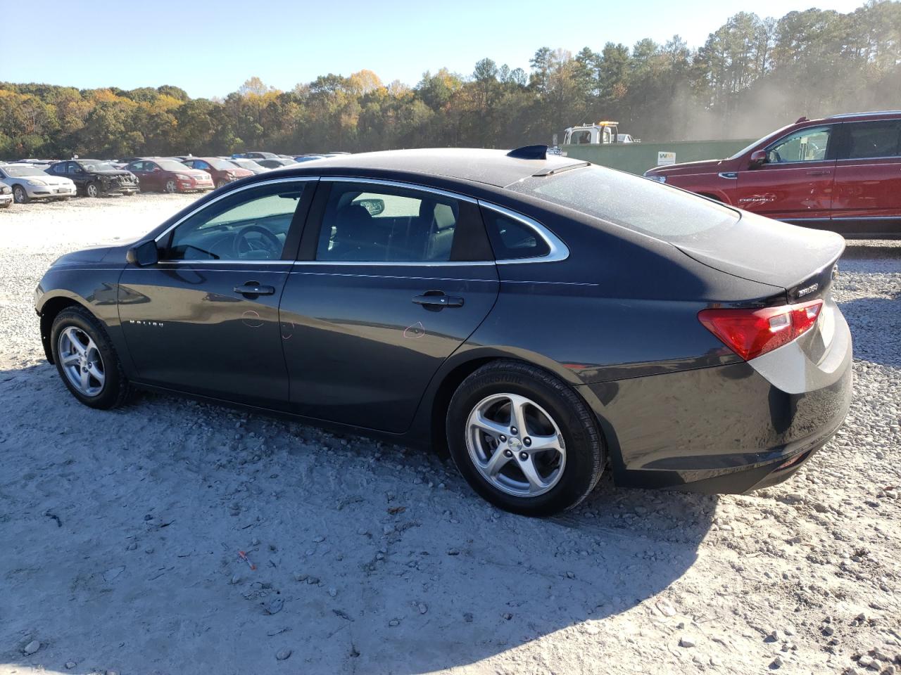 2018 Chevrolet Malibu - Image 2